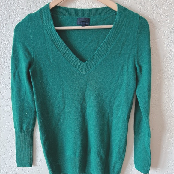 J Crew Cashmere Sweater Size XS - Picture 2 of 6